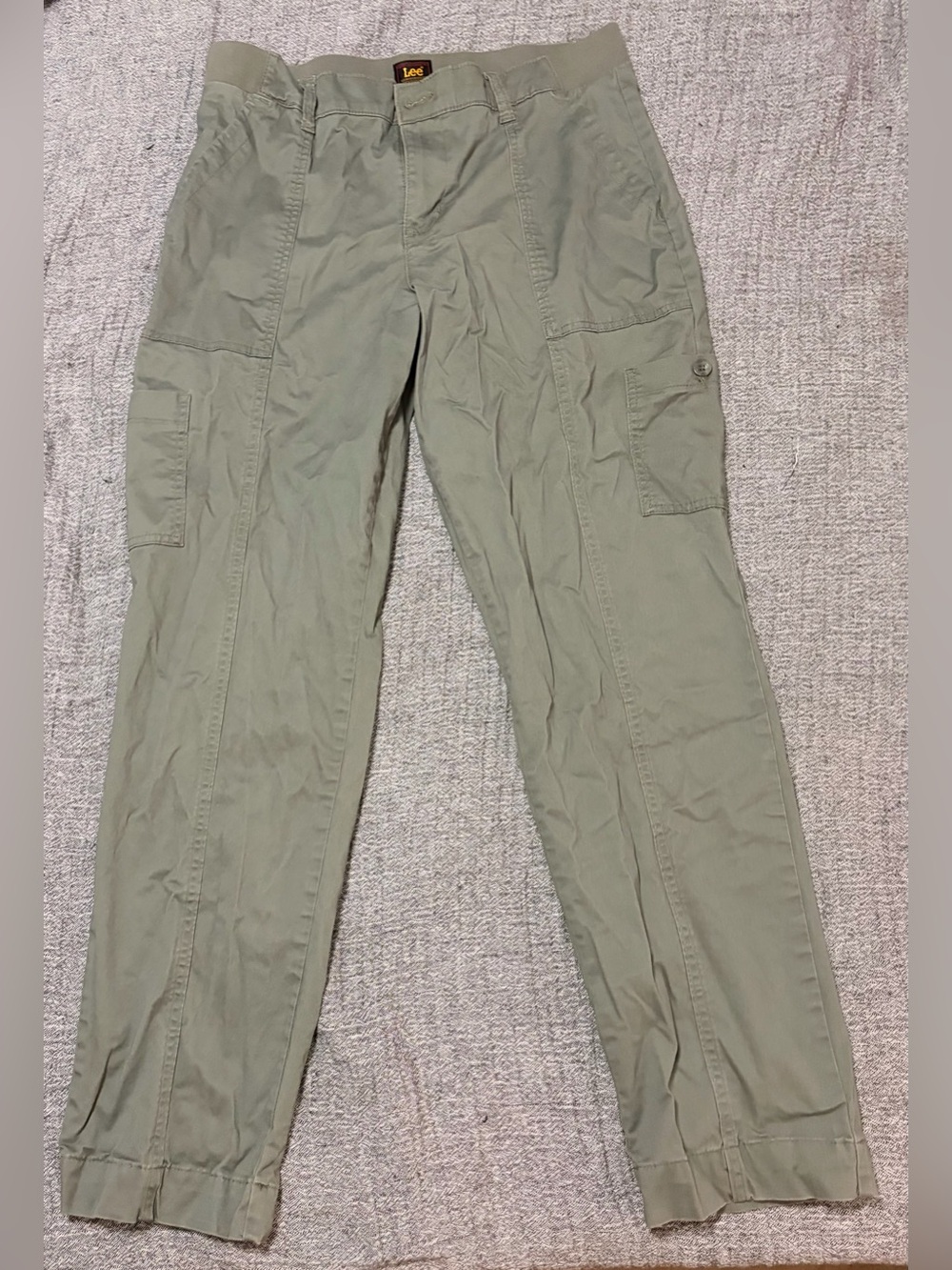 Lee’s Olive Green Cargo Pants